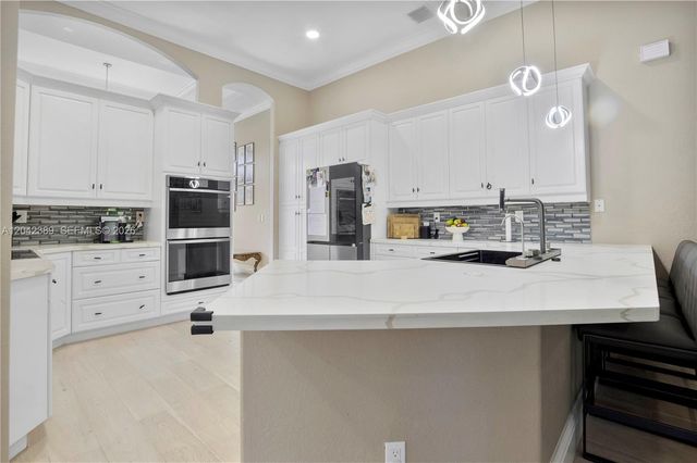 5755 NW 72nd Way, Parkland, FL 33067