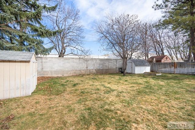 1780 Carmel Drive, Idaho Falls, ID 83402