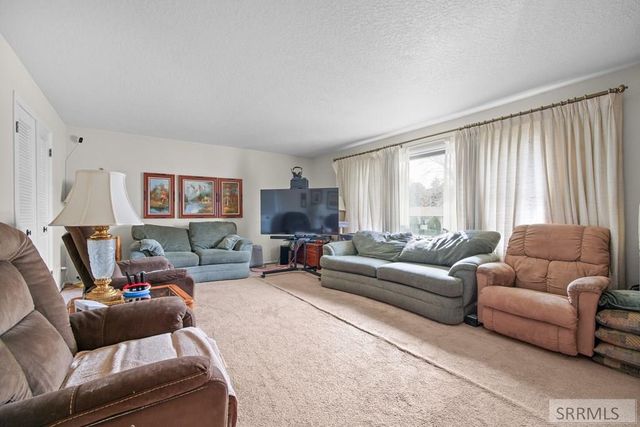 1780 Carmel Drive, Idaho Falls, ID 83402