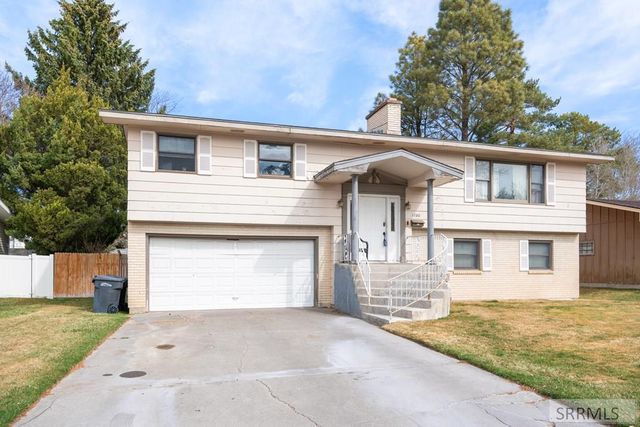 1780 Carmel Drive, Idaho Falls, ID 83402