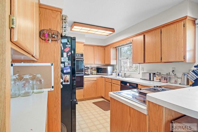 1780 Carmel Drive, Idaho Falls, ID 83402