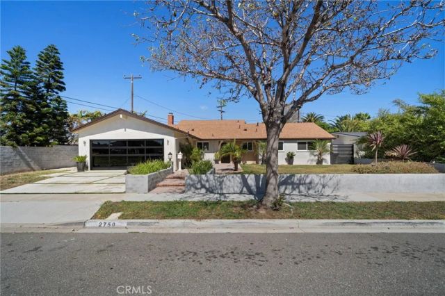 2750 San Carlos, Costa Mesa, CA 92626
