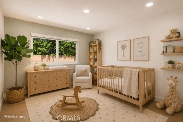 2750 San Carlos, Costa Mesa, CA 92626
