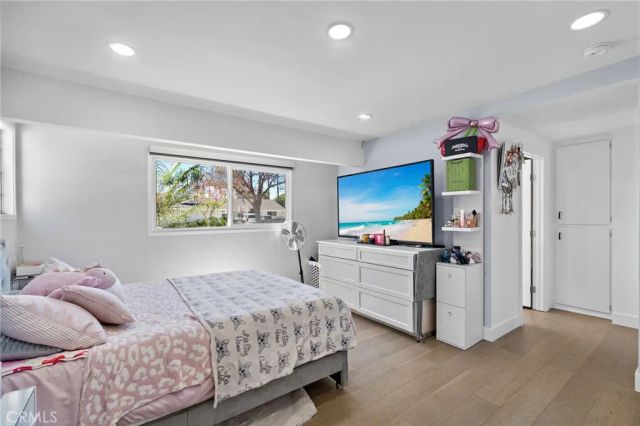 2750 San Carlos, Costa Mesa, CA 92626