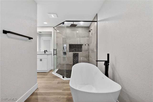 17060 Cypress Creek DR, North Fort Myers, FL 33917