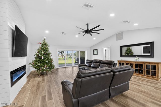 17060 Cypress Creek DR, North Fort Myers, FL 33917