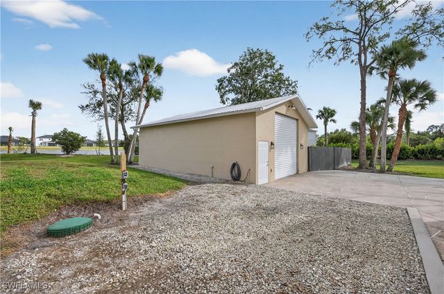 17060 Cypress Creek DR, North Fort Myers, FL 33917