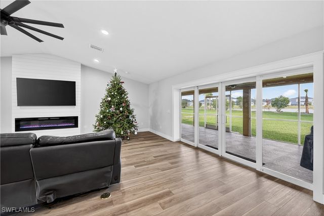 17060 Cypress Creek DR, North Fort Myers, FL 33917