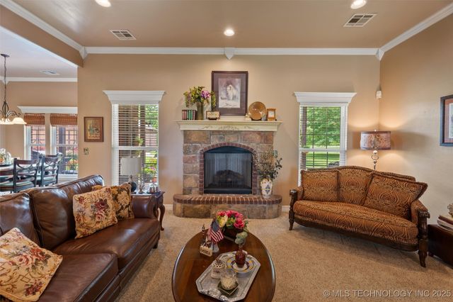 18 Longacre Drive, Ramona, OK 74061