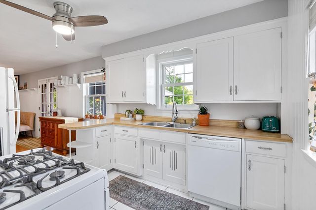 3255 Garfield Street NE, Minneapolis, MN 55418