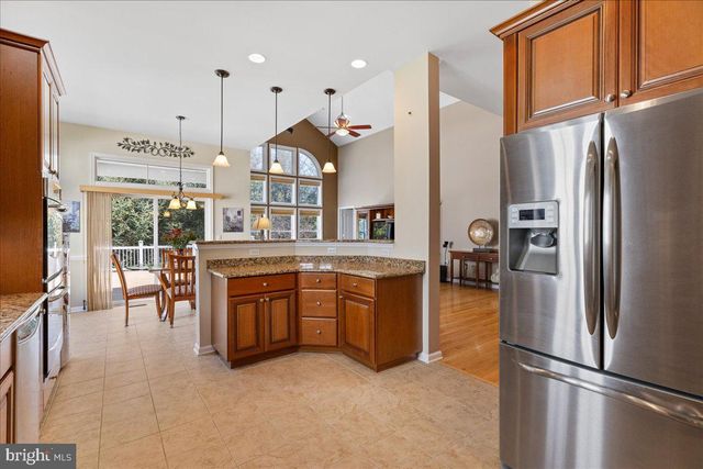 141 TIMBER HILL DR, Monroe Twp, NJ 08831