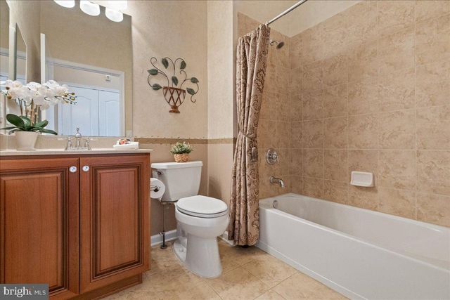 141 TIMBER HILL DR, Monroe Twp, NJ 08831