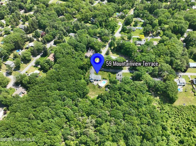 59 Mountainview Terrace, North Greenbush, NY 12144