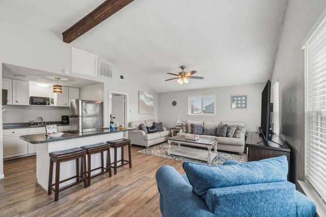 4222 Mason Drive, Galveston, TX 77554