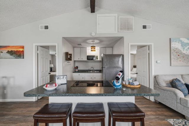 4222 Mason Drive, Galveston, TX 77554