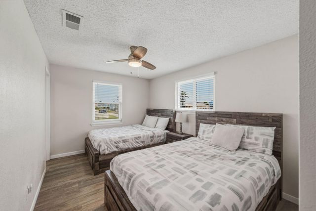 4222 Mason Drive, Galveston, TX 77554