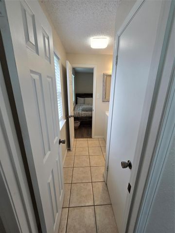 4222 Mason Drive, Galveston, TX 77554