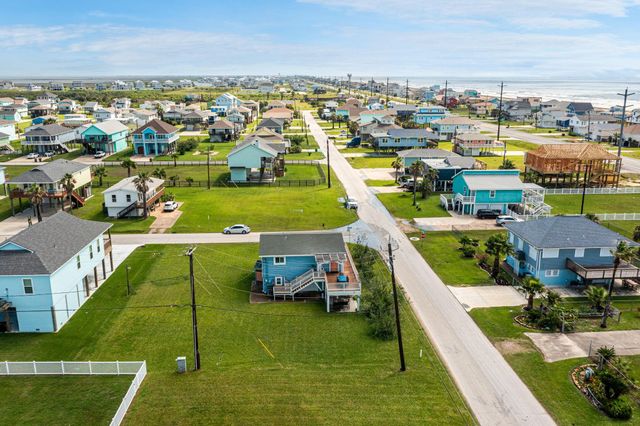 4222 Mason Drive, Galveston, TX 77554