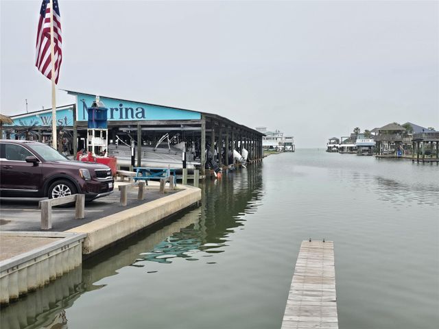 4222 Mason Drive, Galveston, TX 77554