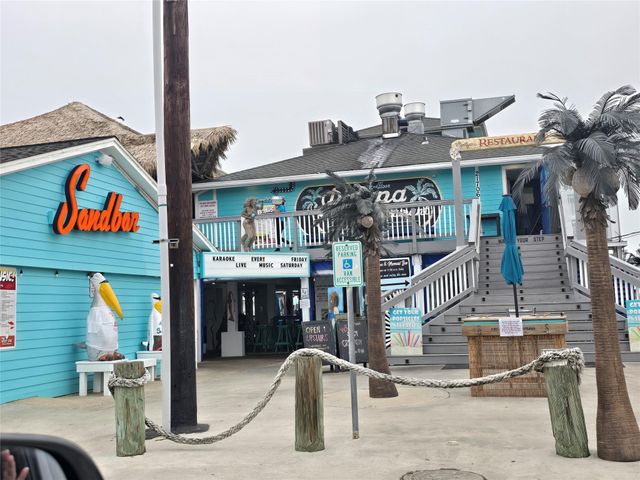 4222 Mason Drive, Galveston, TX 77554