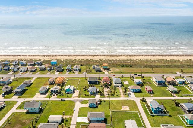 4222 Mason Drive, Galveston, TX 77554
