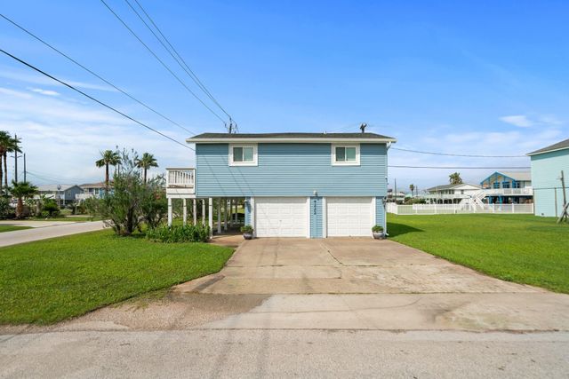 4222 Mason Drive, Galveston, TX 77554