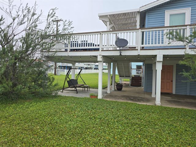 4222 Mason Drive, Galveston, TX 77554