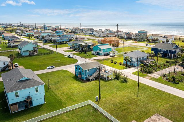 4222 Mason Drive, Galveston, TX 77554
