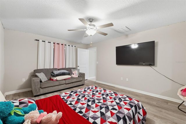 15452 MILLER CREEK DRIVE, Sun City Center, FL 33573