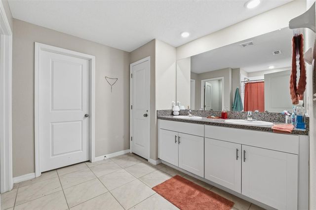 15452 MILLER CREEK DRIVE, Sun City Center, FL 33573