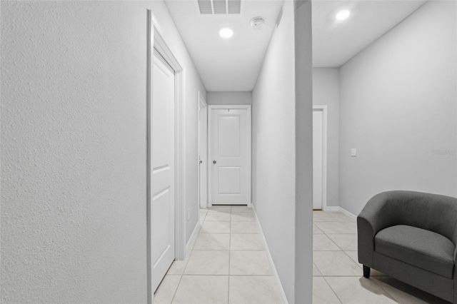 15452 MILLER CREEK DRIVE, Sun City Center, FL 33573