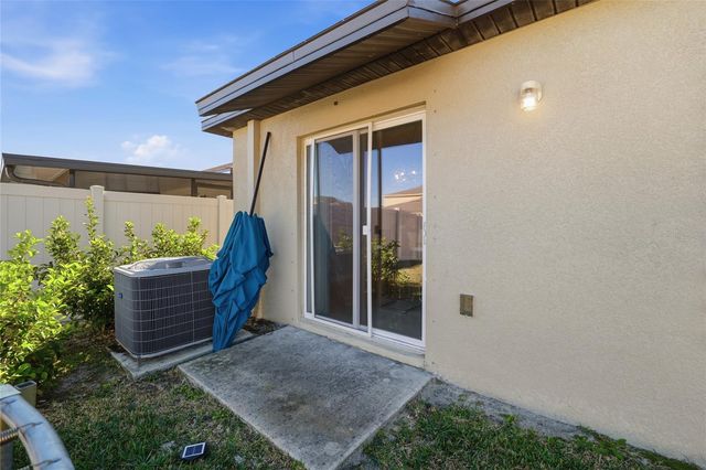 15452 MILLER CREEK DRIVE, Sun City Center, FL 33573