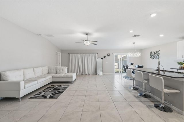 15452 MILLER CREEK DRIVE, Sun City Center, FL 33573