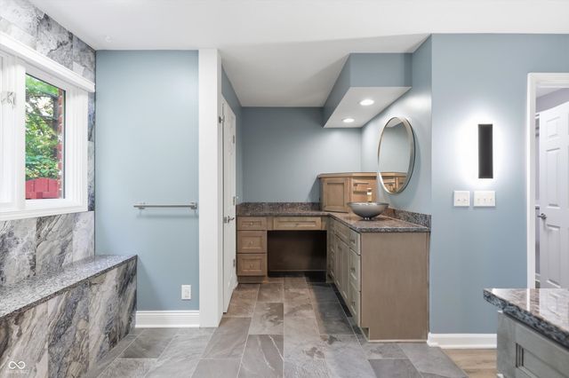 161 Stony Creek Overlook, Noblesville, IN 46060