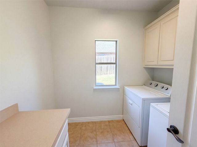 210 Billo Court, Weatherford, TX 76087