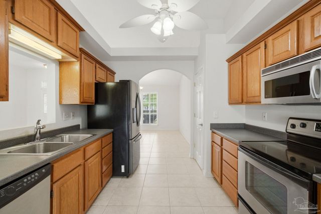 5467 North Shore Rd, Pensacola, FL 32507