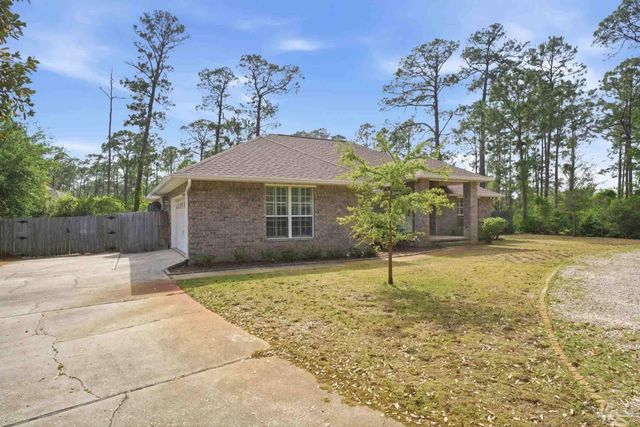 5467 North Shore Rd, Pensacola, FL 32507