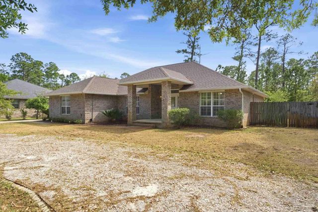 5467 North Shore Rd, Pensacola, FL 32507