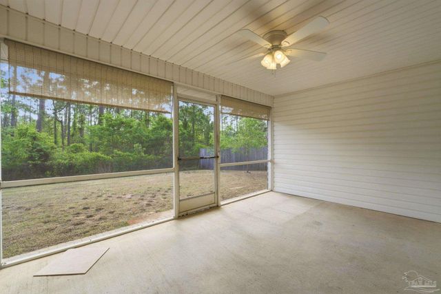 5467 North Shore Rd, Pensacola, FL 32507