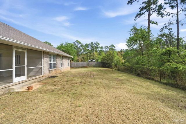 5467 North Shore Rd, Pensacola, FL 32507