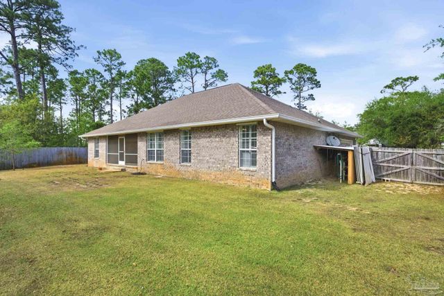 5467 North Shore Rd, Pensacola, FL 32507