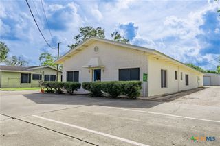 1107 Salem Road, Victoria, TX 77904