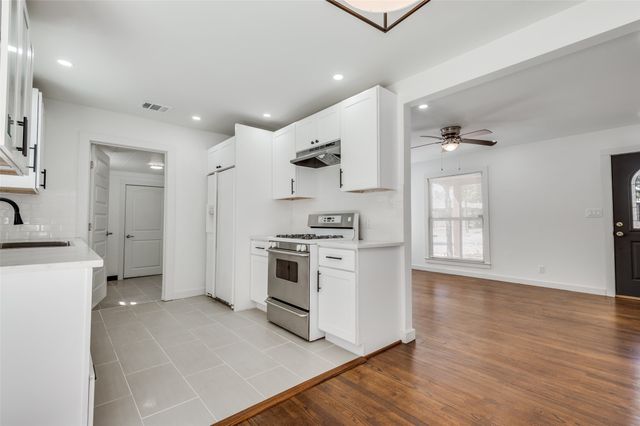 412 E 8th Street, Irving, TX 75060
