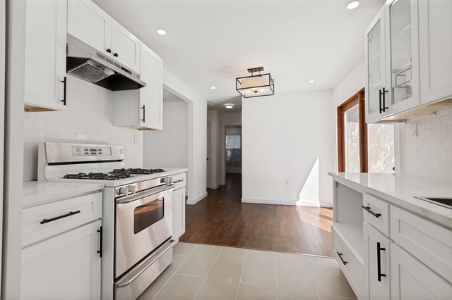 412 E 8th Street, Irving, TX 75060