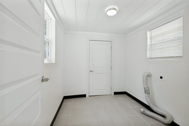 412 E 8th Street, Irving, TX 75060