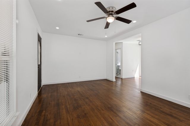 412 E 8th Street, Irving, TX 75060
