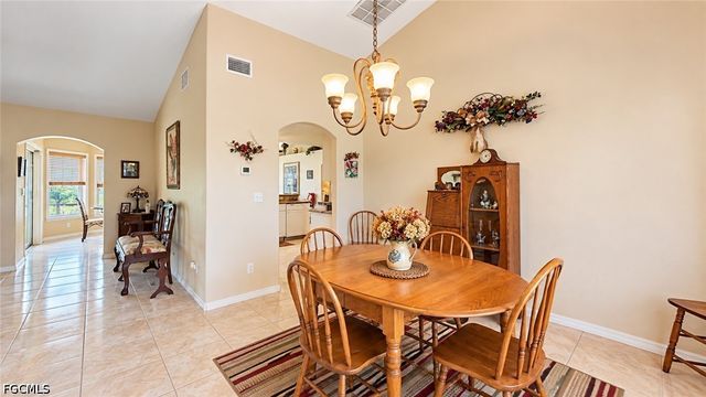 1140 SW 45th TER, Cape Coral, FL 33914