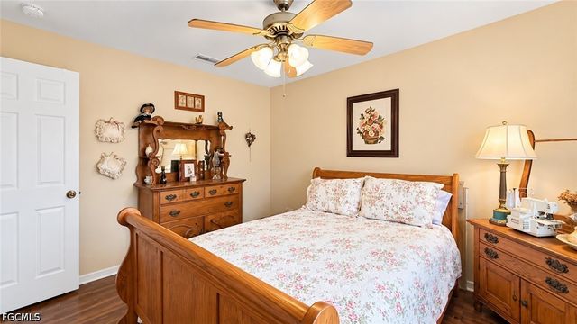1140 SW 45th TER, Cape Coral, FL 33914
