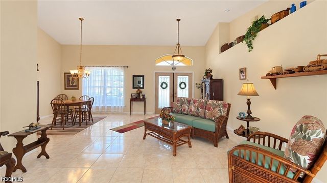 1140 SW 45th TER, Cape Coral, FL 33914