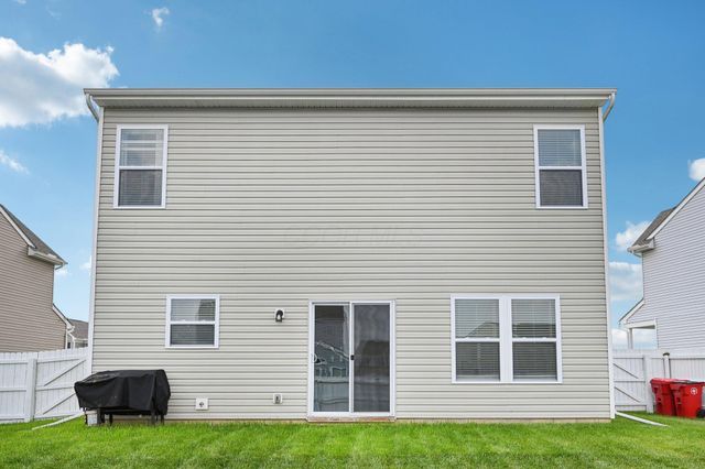 1131 Hampton Lane, London, OH 43140
